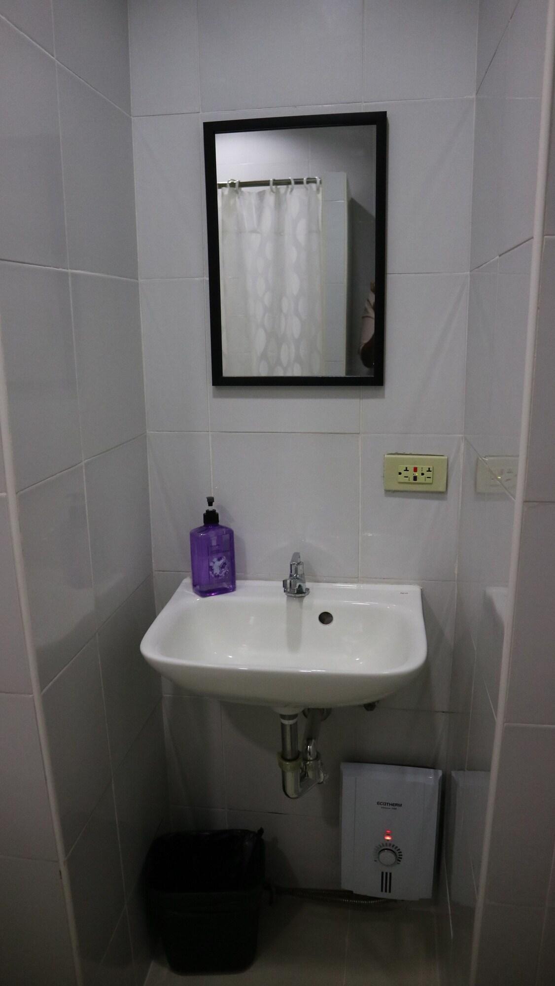 Doniti Suites And Events Place Mandaluyong Dış mekan fotoğraf