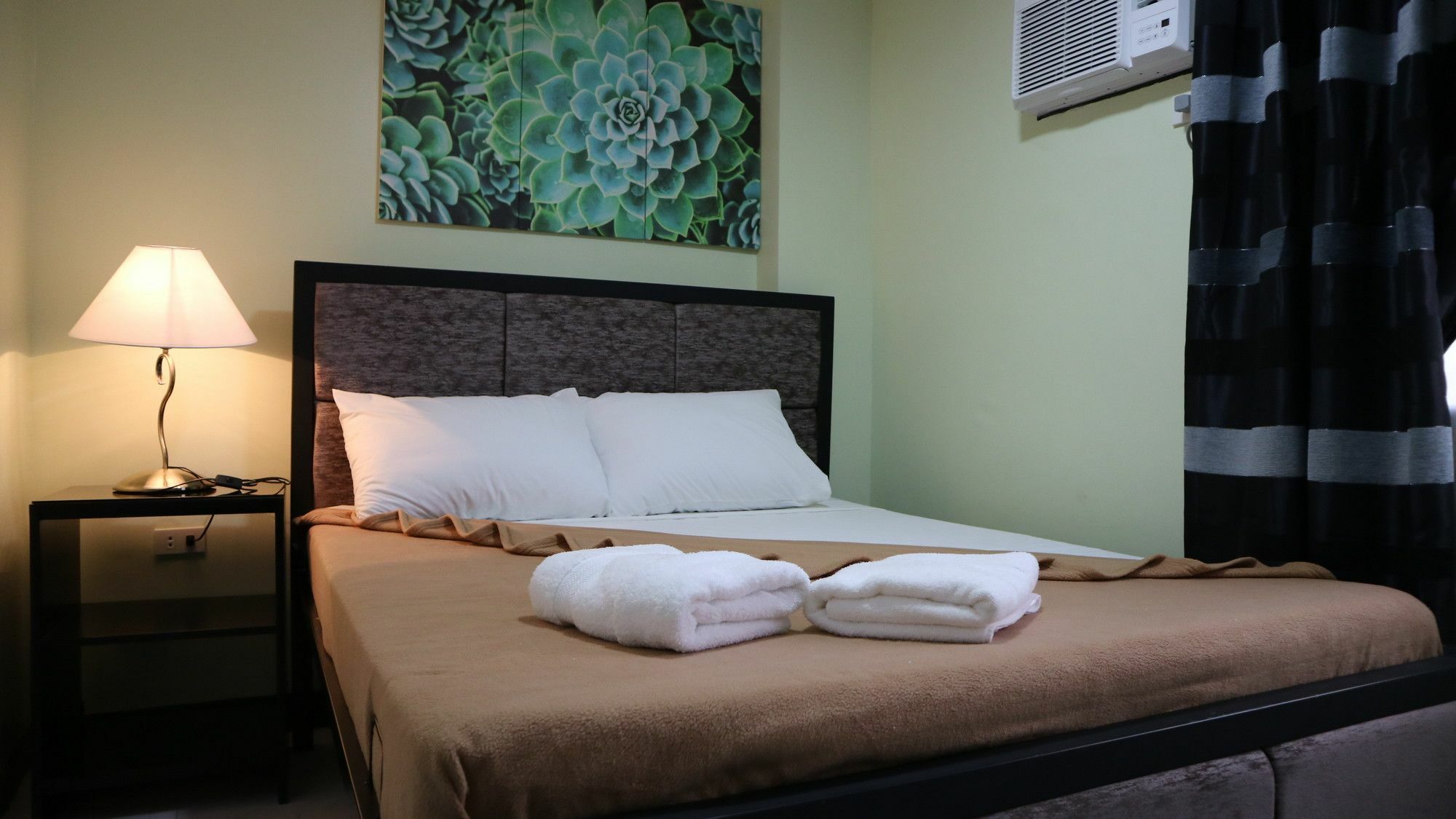 Doniti Suites And Events Place Mandaluyong Dış mekan fotoğraf
